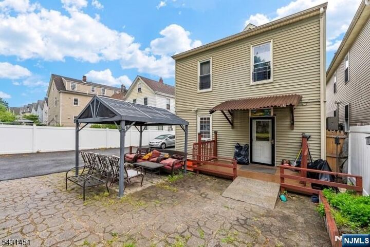 Property Photo:  171 Burgess Place  NJ 07055 