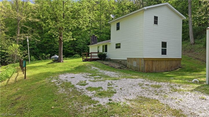 Property Photo:  1047 Drift Fork Rd  WV 26143 
