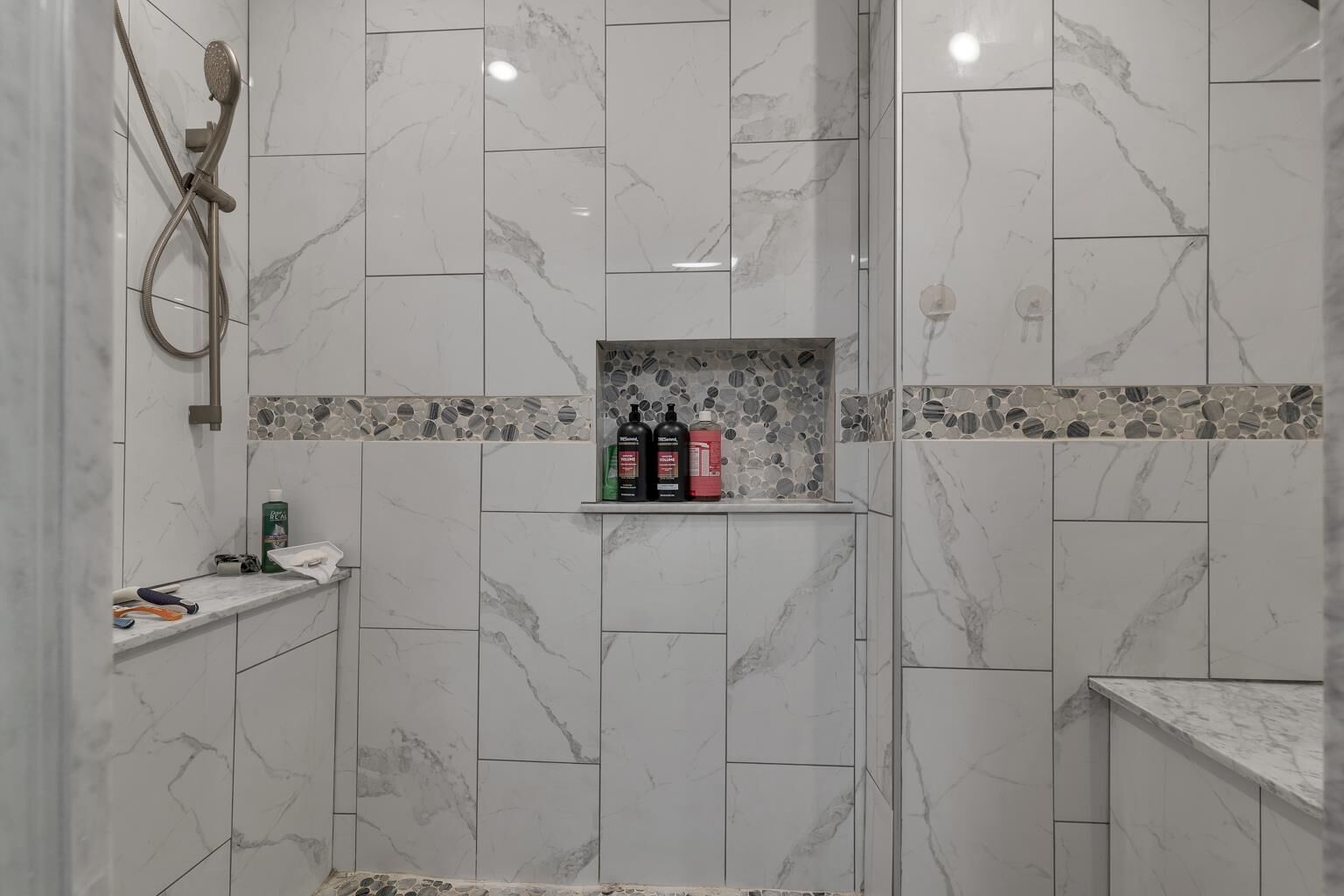 Property Photo: 16 Old Manchester Road NH 03031