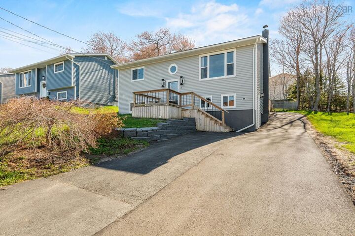12 Wamphray Crescent — photo 1