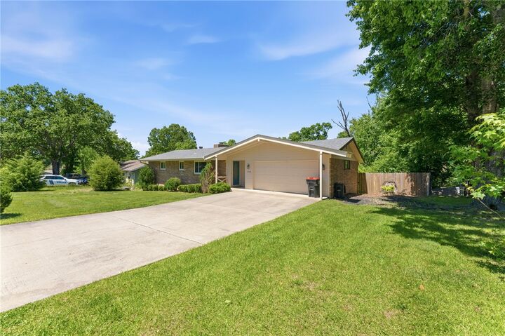 Property Photo: 14196 Wolf Drive AR 72756