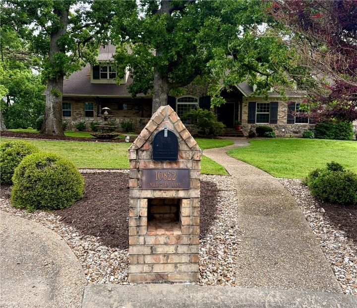 Property Photo:  10822 Millstead Lane  AR 72712 
