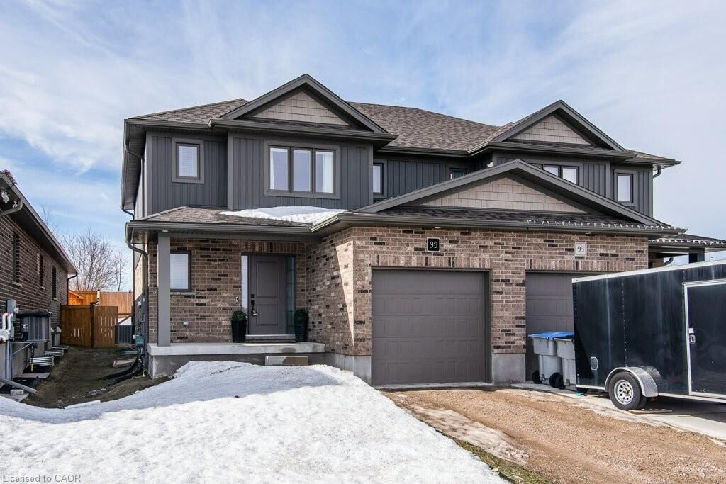 Property Photo:  95 Pugh Street  ON N0K 1M0 