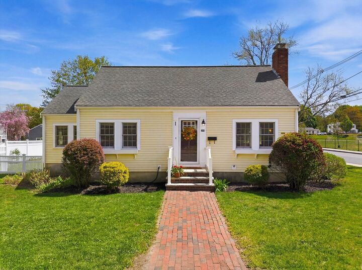 Property Photo:  28 Myopia Rd  MA 02180 