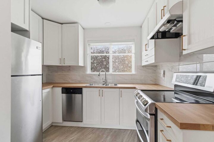 Property Photo:  600 Signal Road 326  AB T9H 3Z4 
