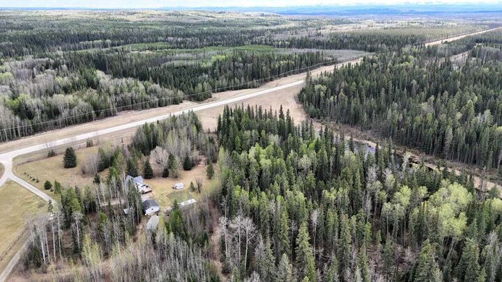 Property Photo:  52008A Hwy 47  AB T7E 3B9 