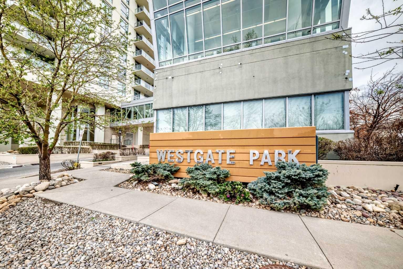 Property Photo:  99 Spruce Place SW 1905  AB T3C 3X7 