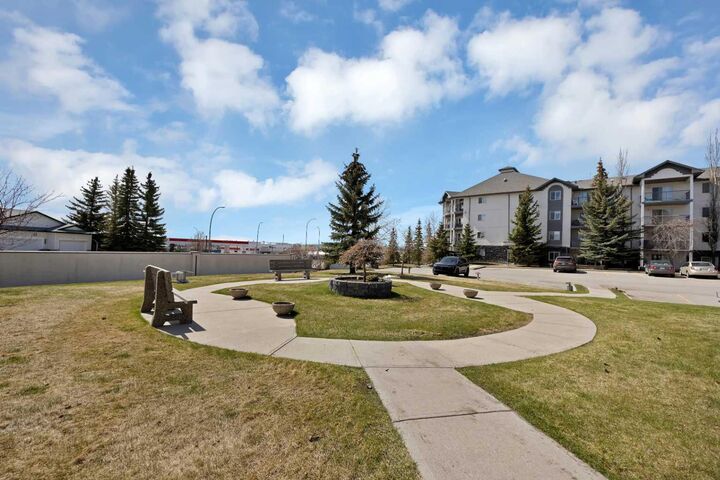 Photo de la propriété:  55 Arbour Grove Close NW 415  AB T3G 4K3 