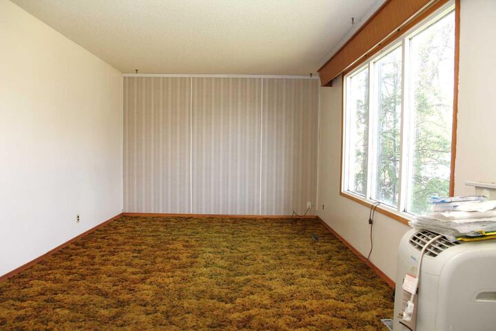 Property Photo:  109 5 Avenue W  SK S0M 1M0 