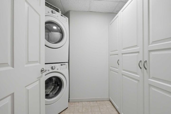 Property Photo:  48 Inverness Gate SE 1120  AB T3M 1L2 