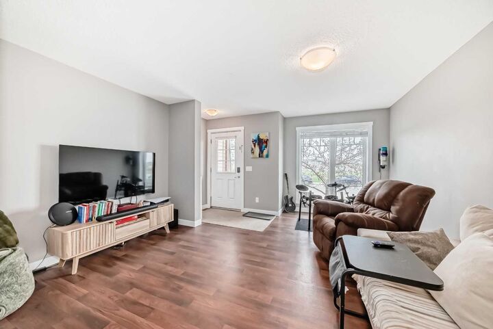 Property Photo: 49 Aspen Hills Drive SW AB T3H 0P8
