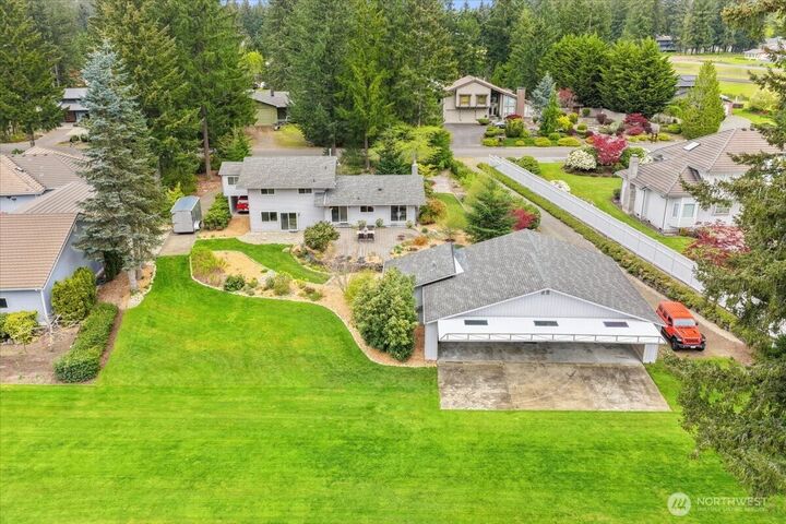 Property Photo: 17649 SE 297th Place WA 98042