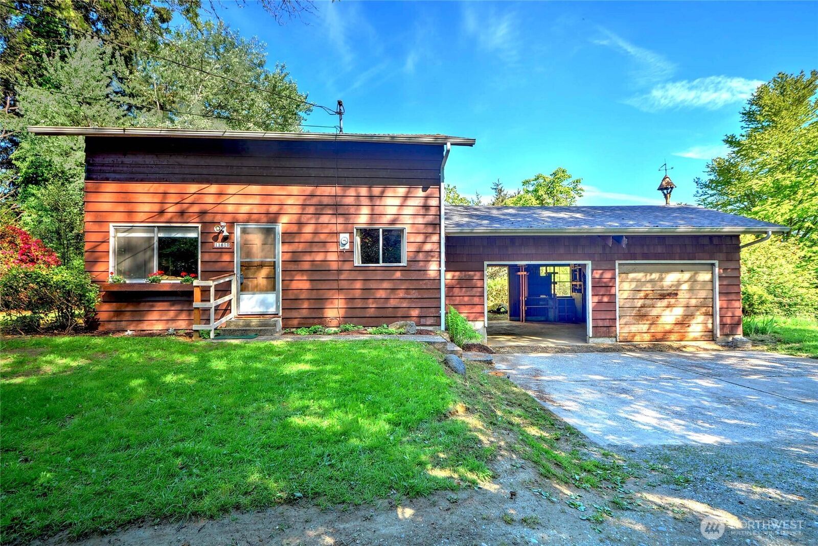 Property Photo:  11610  20th Street NE  WA 98258 