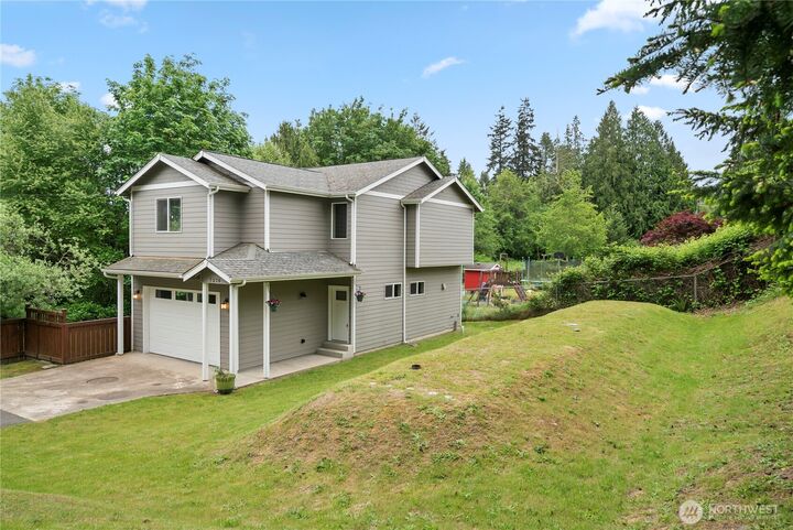 Property Photo: 7270 E Grandview Street WA 98366