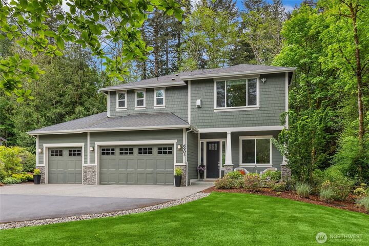 Property Photo:  6903 NE New Brooklyn Road  WA 98110 