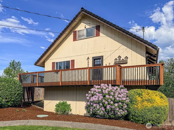 Property Photo: 4625 124th Avenue Ct E WA 98372