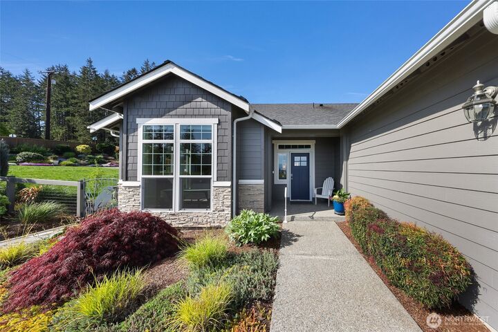 Property Photo:  1348  Sunrise Estates Place  WA 98282 