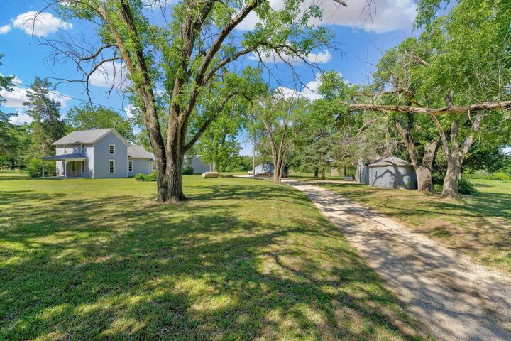 Property Photo:  5487 SW Shumway  KS 67042 