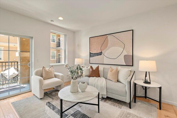 Property Photo:  88 North Jackson Avenue 308  CA 95116 