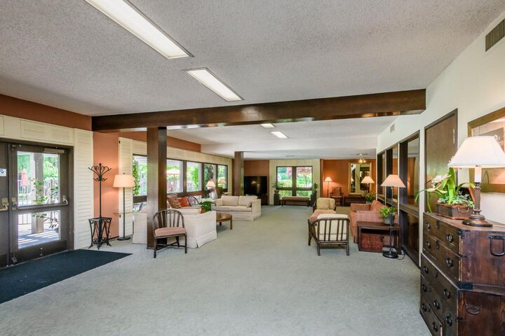 Property Photo:  2140 Santa Cruz Avenue 203  CA 94025 