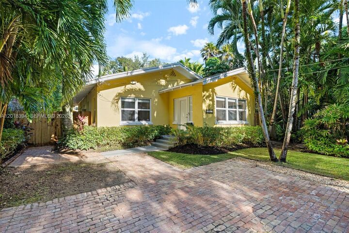 Property Photo:  2465 Inagua Ave  FL 33133 