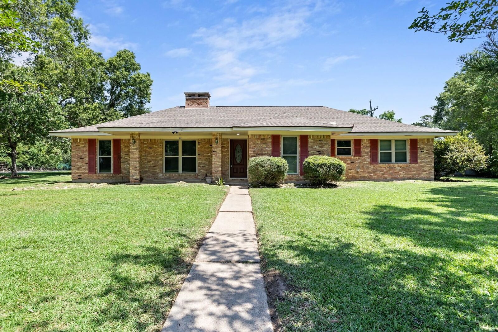 Property Photo:  13280 Saddlewood  TX 77713 