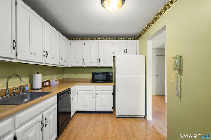 Property Photo:  11 Georgetown Drive  CT 06082 
