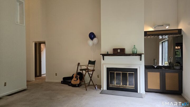 Property Photo:  18 Hearthstone Drive 18  CT 06804 