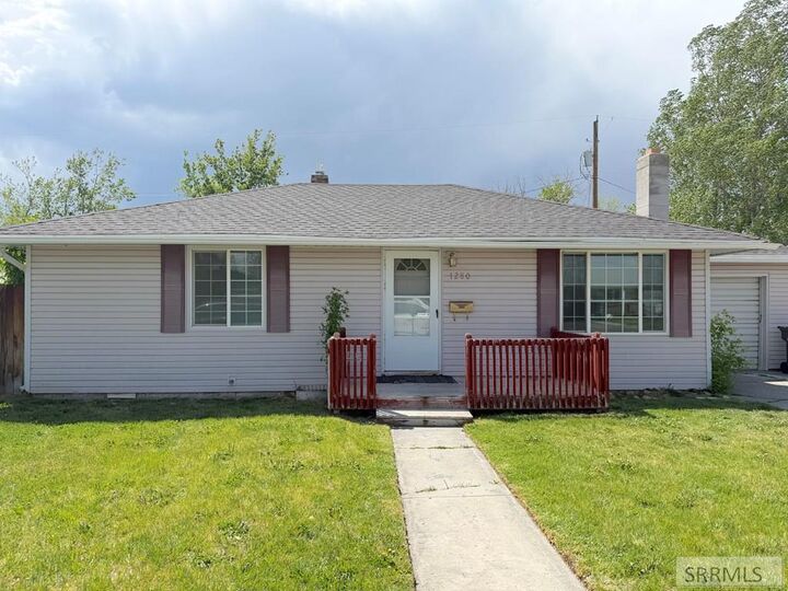 Property Photo:  1280 Cathryn Avenue  ID 83404 