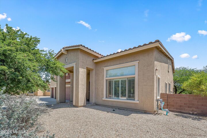Property Photo: 7980 W Ironwood Reserve Court AZ 85743