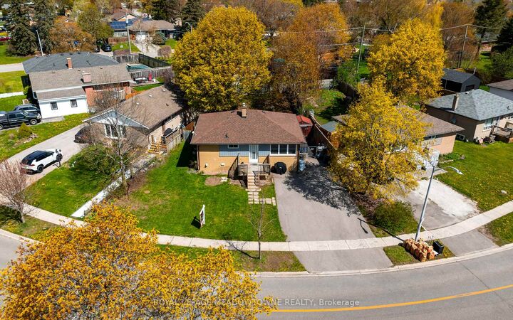 169 Longfield Road — photo 1