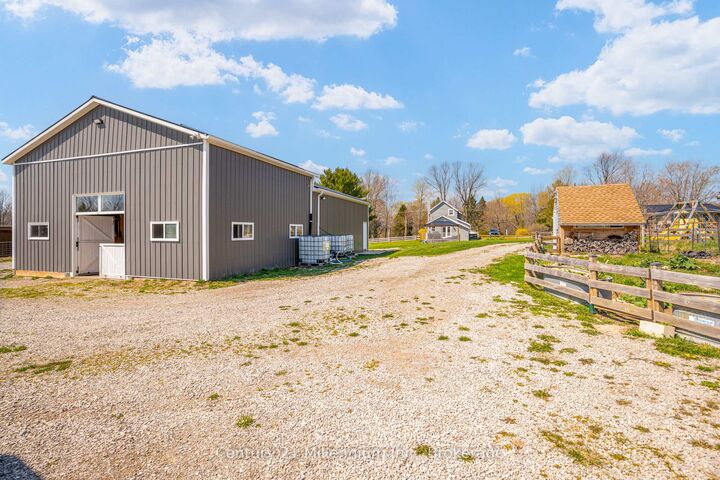 Photo de la propriété: 441090 Elm Street ON N0H 2T0