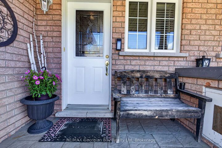 Property Photo: 177 Southwinds Crescent ON L4R 0A2