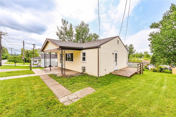 Property Photo: 2320 Guffey Road PA 15642