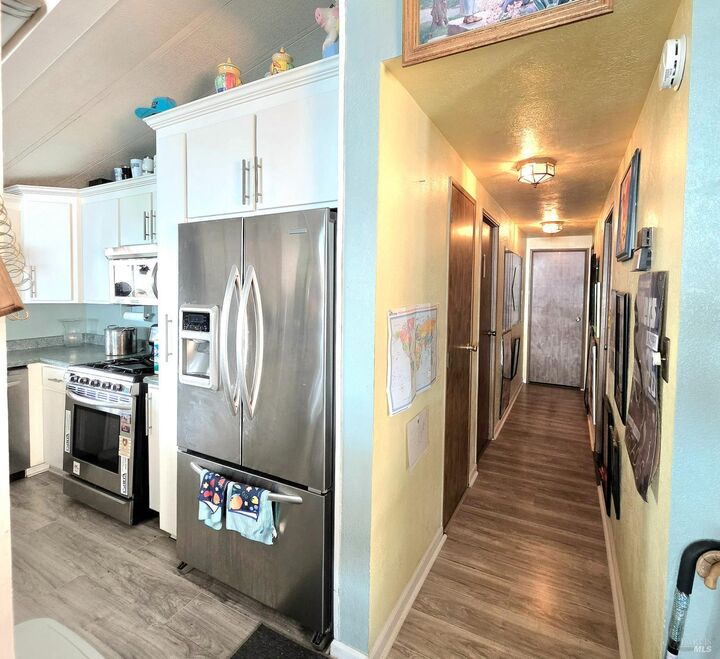 Property Photo:  5830 Robin Hill Drive 4  CA 95453 