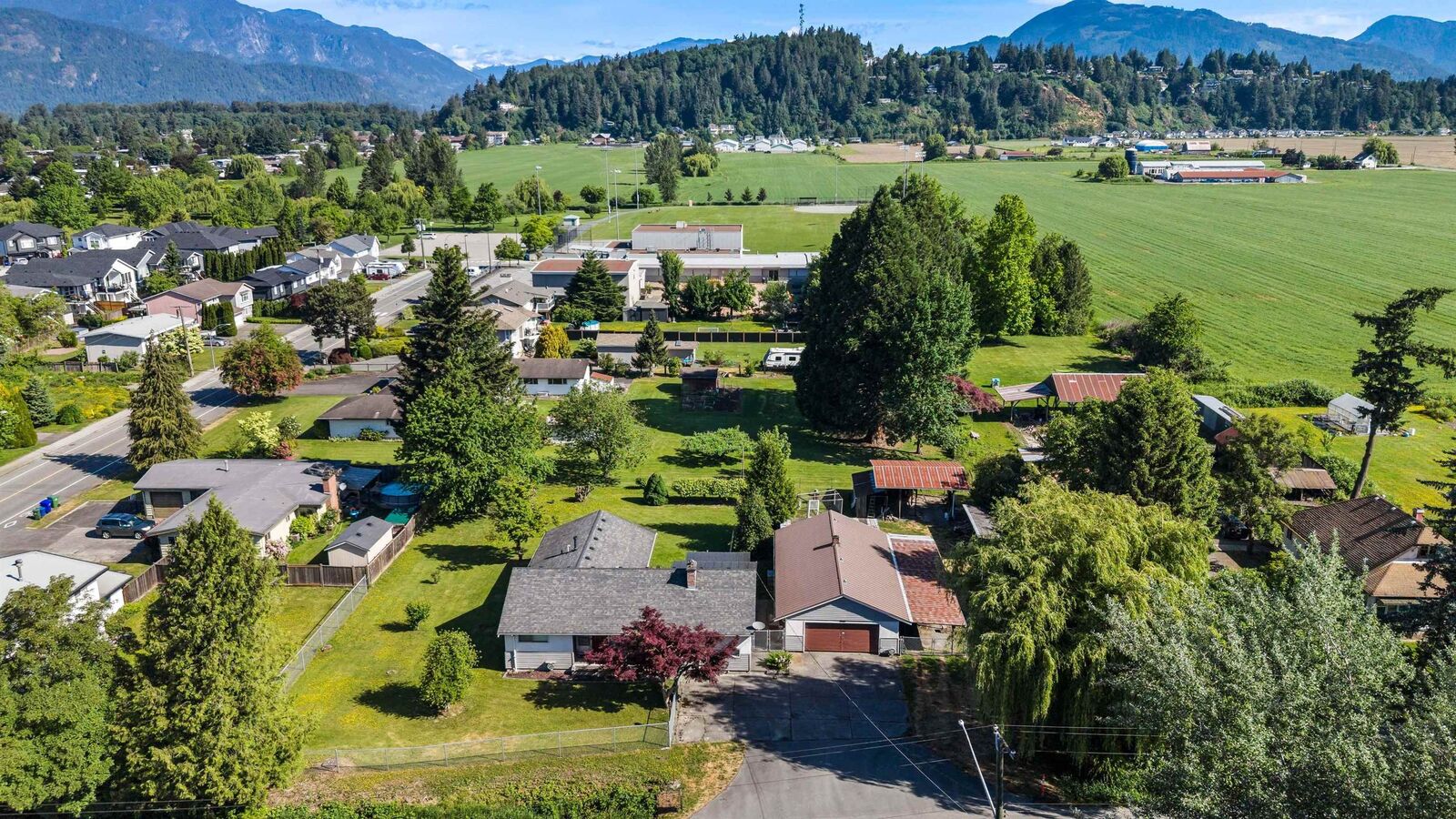 Property Photo: 47123 First Avenue BC V2P 8B6