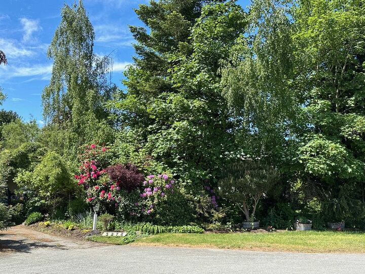 Property Photo: 5278 Belair Drive BC V4M 2E4