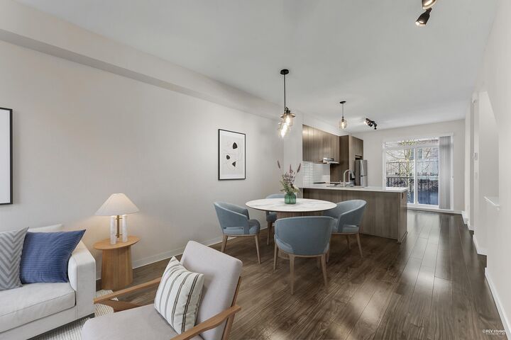 Property Photo: 30930 Westridge Place 25 BC V2T 0H6