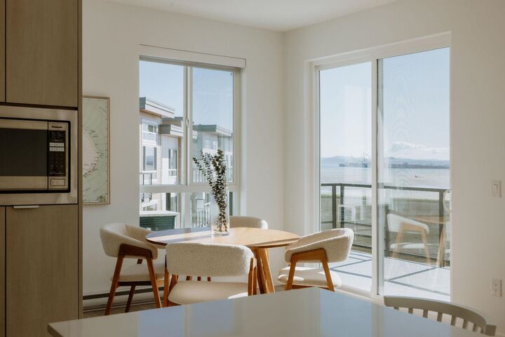 Property Photo: 2431 Rabbit Drive 315 BC V4M 0G6