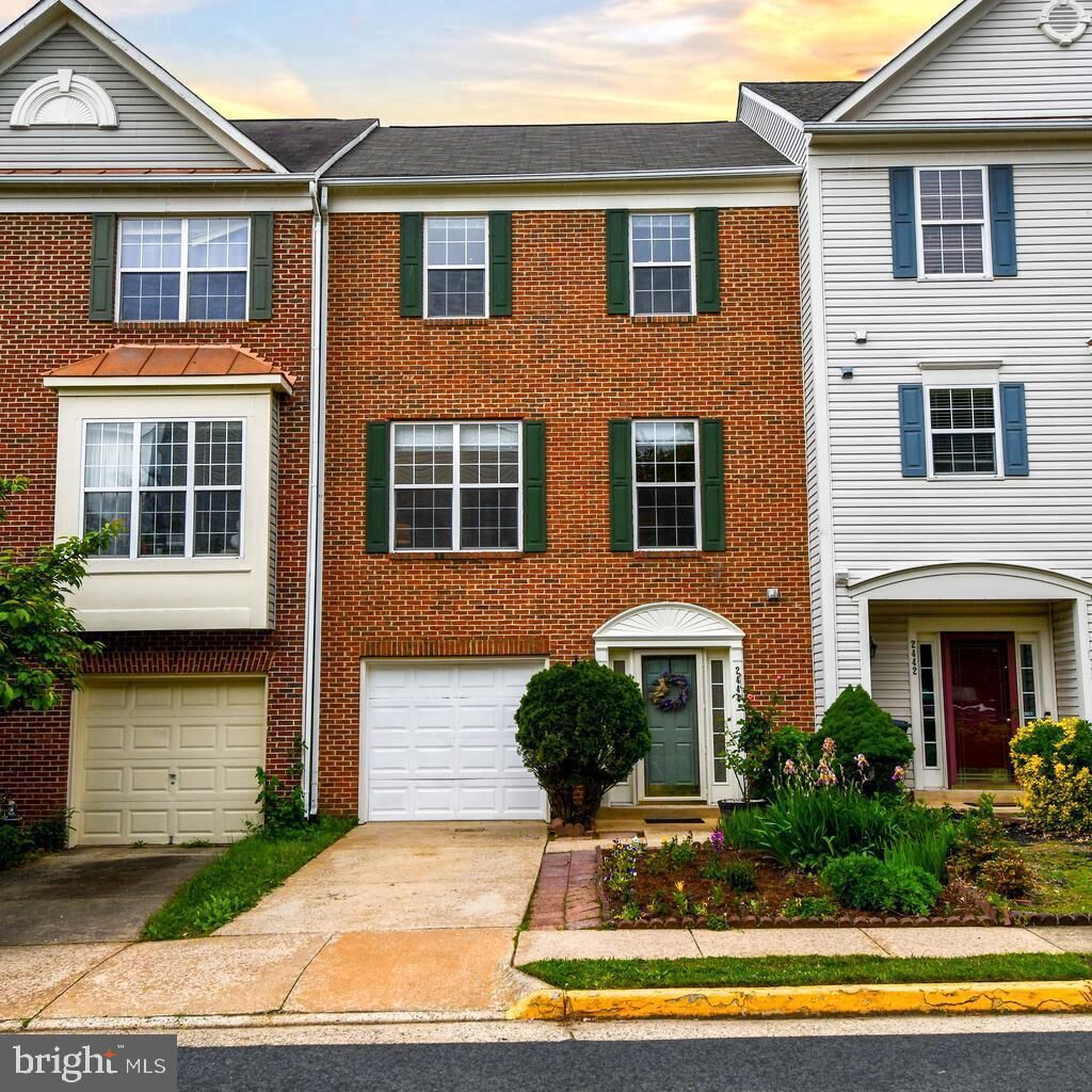 Property Photo: 2444 Laura Mark Lane VA 20171