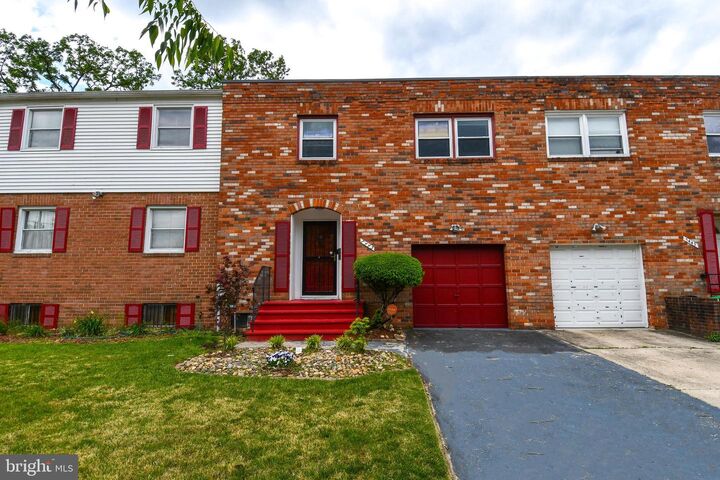 Property Photo:  7445 Calder Drive  MD 20743 