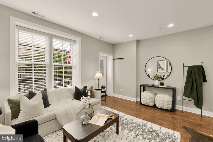 Property Photo:  1018 13th Street SE 2  DC 20003 