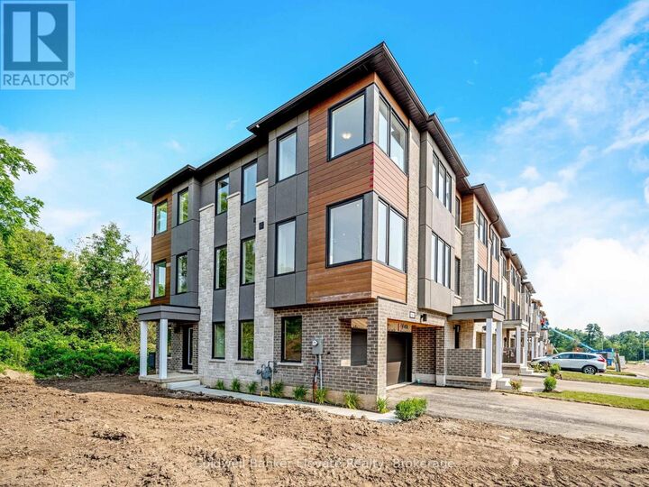 Property Photo:  66 Windtree Way  ON L7G 0P6 
