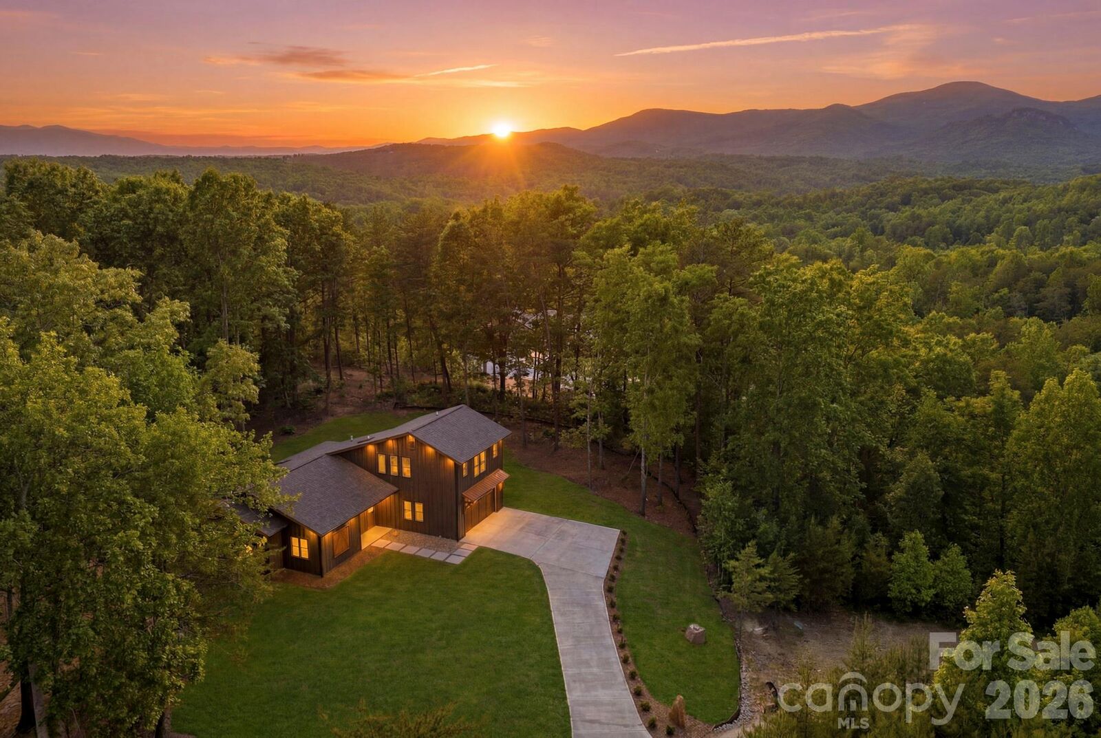 Property Photo:  121 Deer Jump Trail  NC 28746 