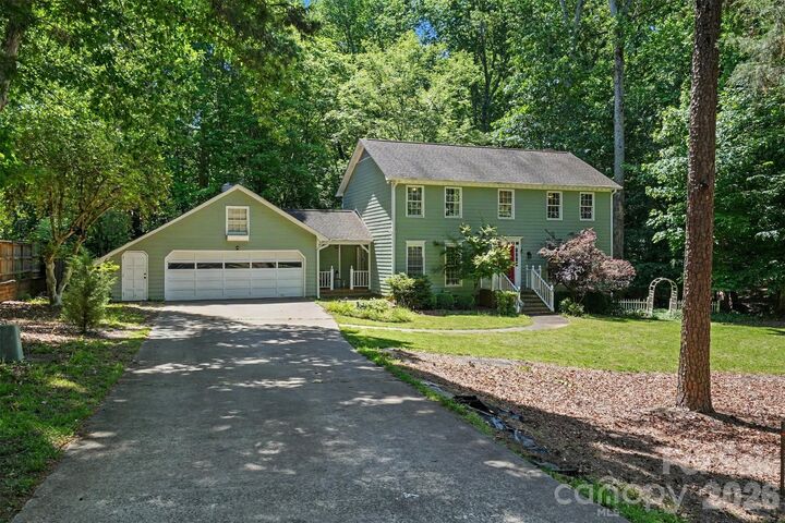 Property Photo:  5812 Camelot Drive  NC 28270 
