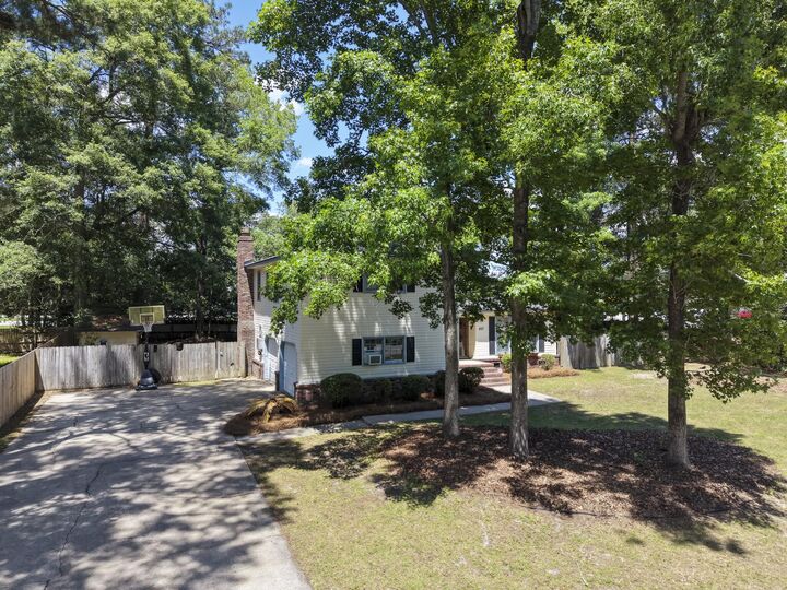 Property Photo:  207 Foxcroft Lane  SC 29485 