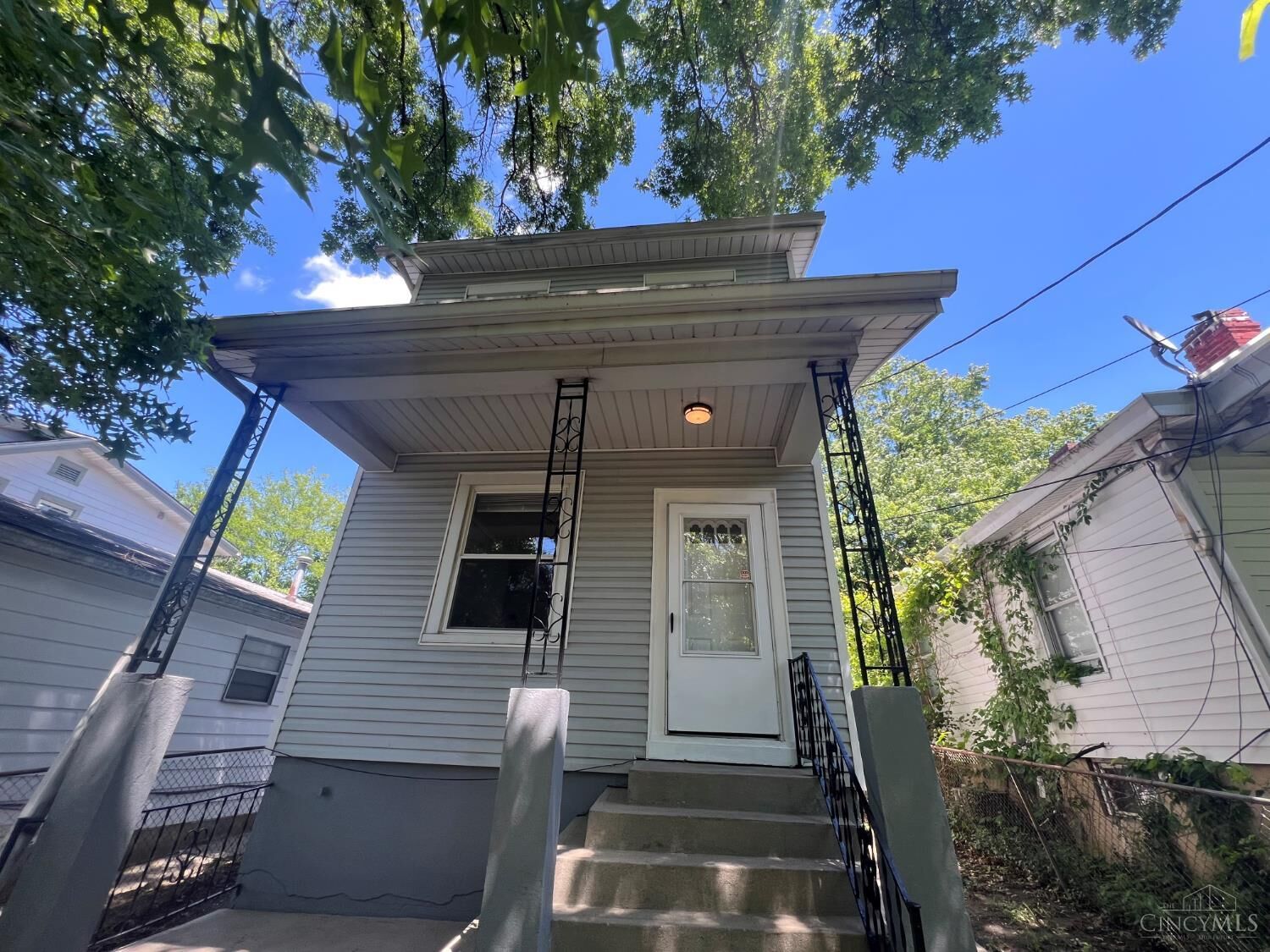 Property Photo:  4064 Crosley Avenue  OH 45212 