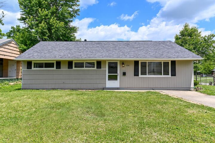 Property Photo:  1316 Landis Lane  OH 45231 