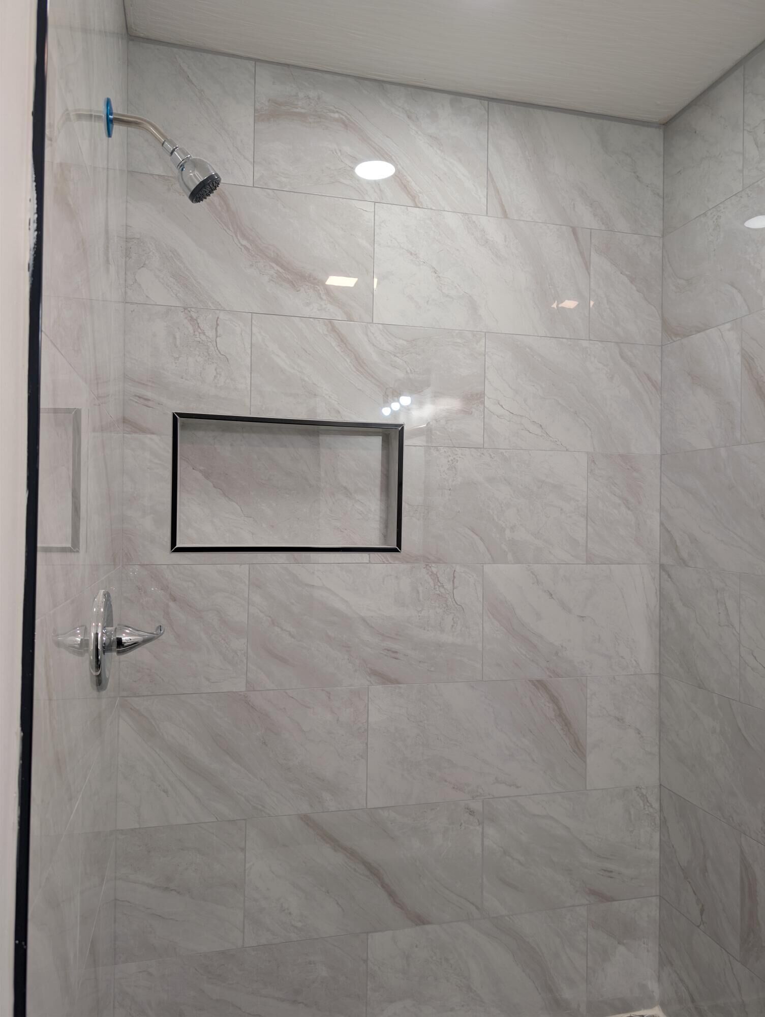 Property Photo:  787 York Street  OH 43302 