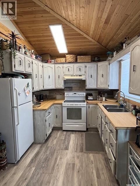 Property Photo:  169 Oldroyd Drive  SK S0A 0L0 